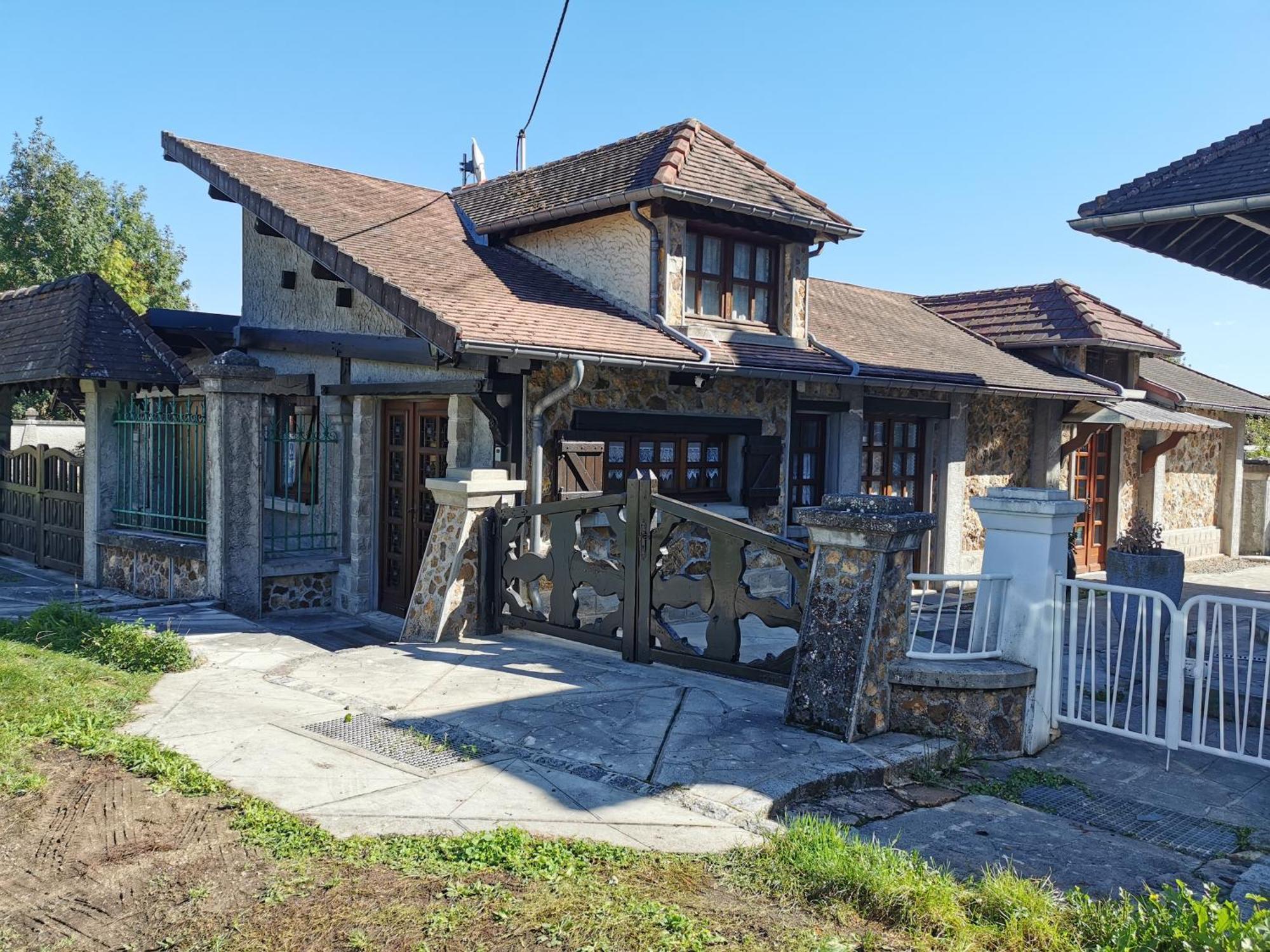 Le Gite Du Brouage Chauny Exterior photo